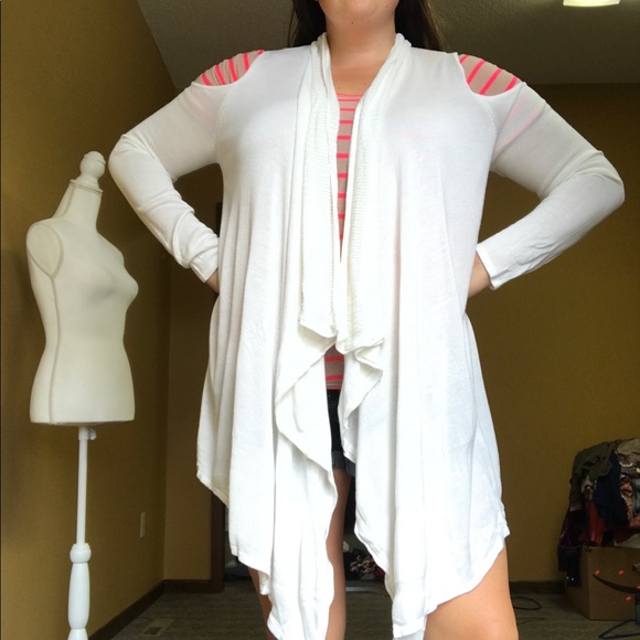 Buy my stuff! Cute, trendy, affordable! :) - Picture 3 of 3